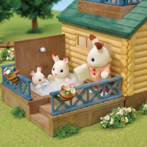 BRAND NEW sealed calico critters log cabin 17 pieces gift set includes 4 bunny - Picture 4 of 9